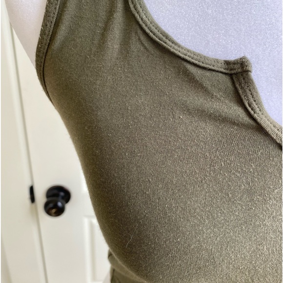 Olive Green Notch Tank - Picture 2 of 3